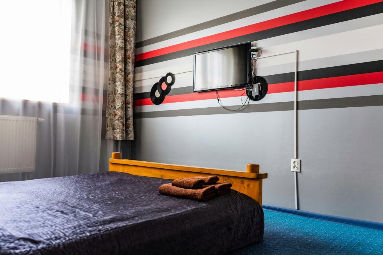 Hostel Villa Roma Lviv Extérieur photo